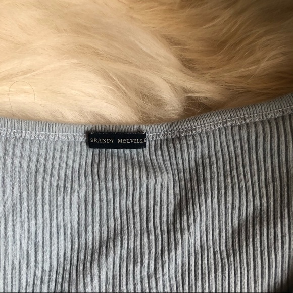 Brandy Melville Zelly Long Sleeve Top - Picture 3 of 3